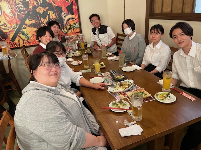 社員座談会・食事会
